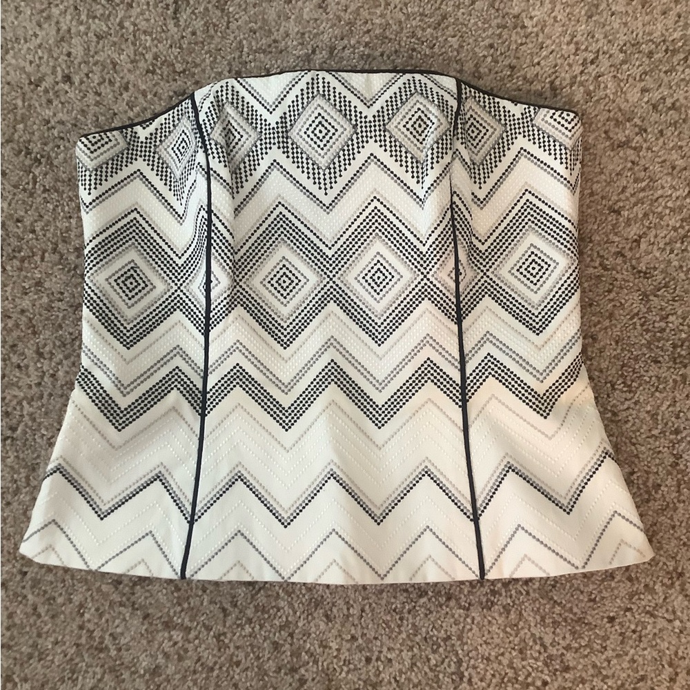 WHBM Geometric Bustier Top Size 8 Detachable Straps - Picture 2 of 11